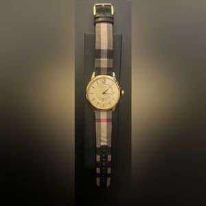 Burberry BU10001 50mm watch